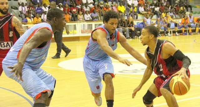 Clube Desportivo 1º de Agosto - BASQUETEBOL: 1º de Agosto vence Petro a 8  jogos para o final do BAI Basquete