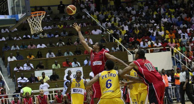 Clube Desportivo 1º de Agosto - Basquetebol: D´Agosto vence confronto entre  militares antes do jogo com o Petro