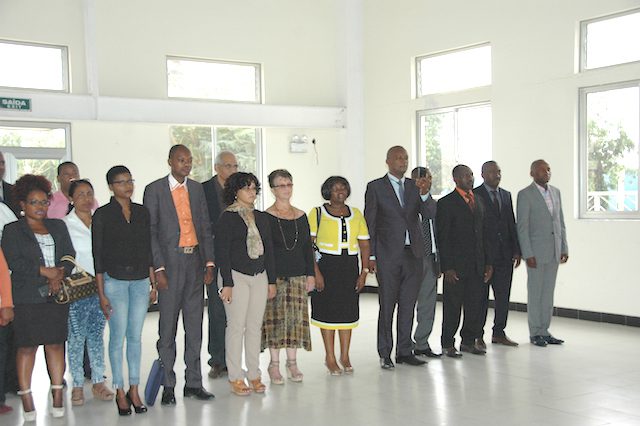 Quadros dos institutos (Foto: Portal de Angola)