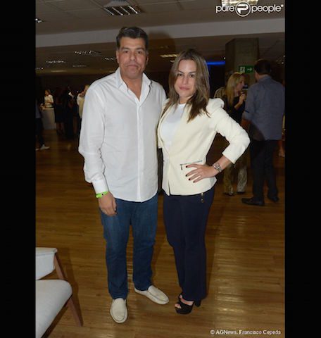 Maurício Mattar e namorada no show de Roberto Carlos. (Foto: AG News, Francisco Capela)