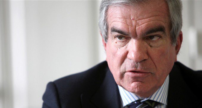 ex-ministro Mira Amaral (D.R)