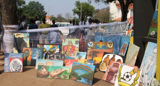Obras de artes artistas plásticos angolanos (Foto: Angop)