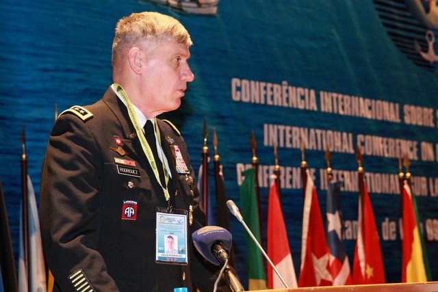 DAVID RODRIGUES - COMANDANTE DA AFRICOM (Foto: Francisco Miudo)