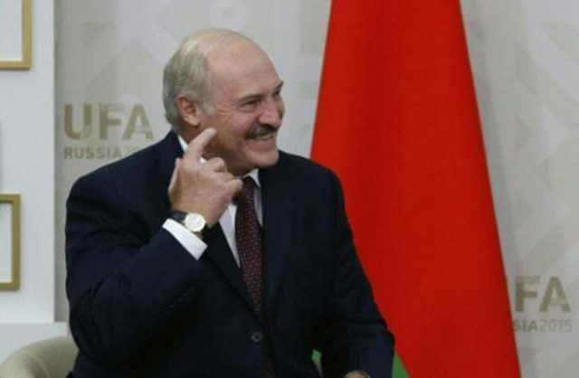 Presidente bielorrusso, Alexander Lukashenko (Foto de Sergei Ilnitsky/POOL/AFP/Arquivos)