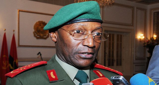 Empossados E Promovidos Oficiais Generais E Almirantes Das Forças Armadas Angolanas Portal De 