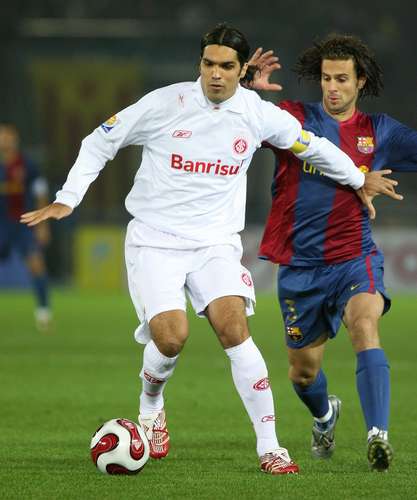 Fernandão capitaneou o Inter no vitorioso ano de 2006 (Foto: Getty Images)