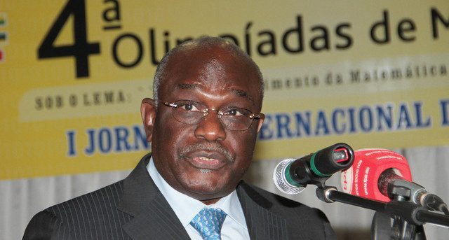 pinda Simão, Ministro da Educação (Foto: Lino Guemarães)