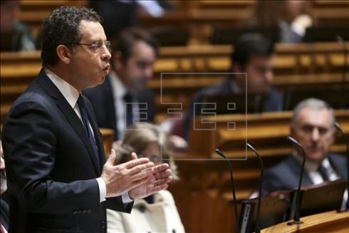 O líder do Partido Socialista, António José Seguro, numa sessão parlamentar. (EFE/Arquivo)