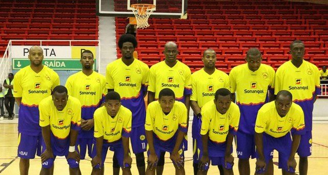 Equipa sénior masculina de basquetebol do Petro Atlético de Luanda (ANGOP)