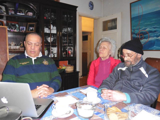 Jorge Monteiro (Director do Portal de Angola) e Eleutério Sanches durante um chá na sua residência em Lisboa (Foto: José Peixe)