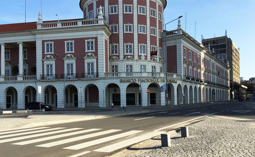 Venda de divisas do BNA duplica - Portal de Angola