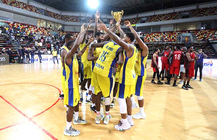 Petro 'passeia' pelos playoffs e revalida título de campeão nacional de  basquetebol - Ver Angola - Diariamente, o melhor de Angola